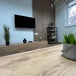 M - 5 アパート スコピエ